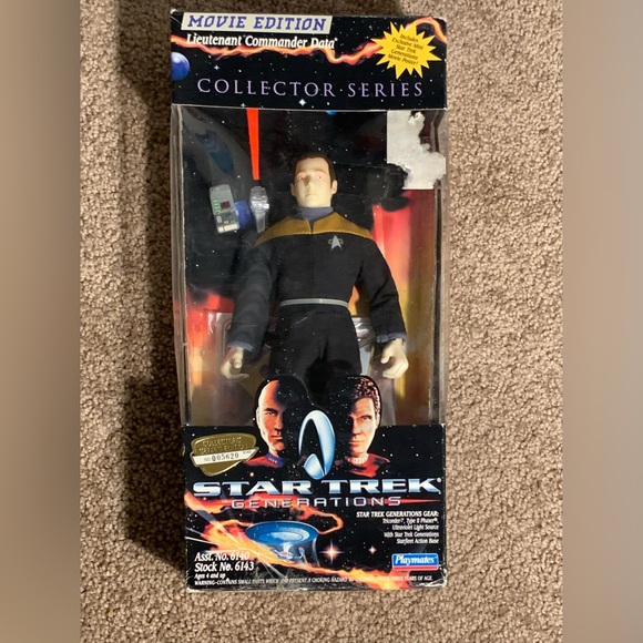 Star Trek Generations Doll - Picture 2 of 8